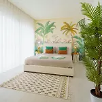 Tropical With Jacuzzi And Private Swimming Pool Santa Barbara (Lisbon)