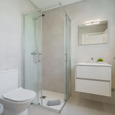 Tropical With Jacuzzi And Private Swimming Pool Santa Barbara