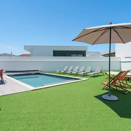 Tropical Villa Santa Barbara (Lisbon)