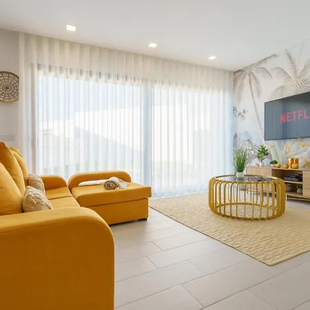 Tropical With Jacuzzi And Private Swimming Pool Вилла *