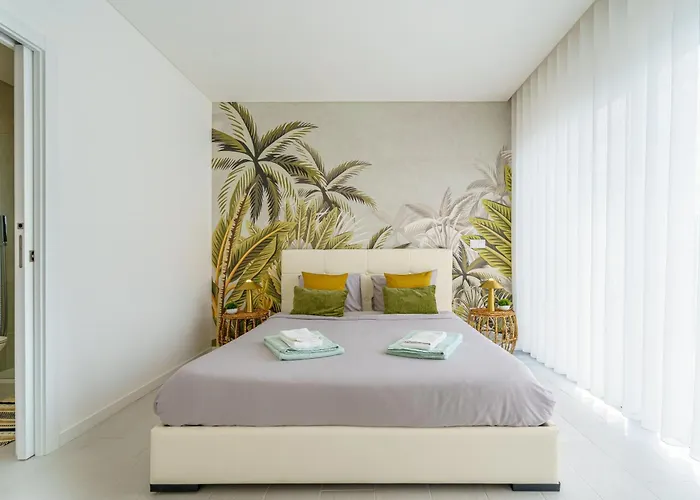 Tropical With Jacuzzi And Private Swimming Pool * Santa Barbara (Lisbon)